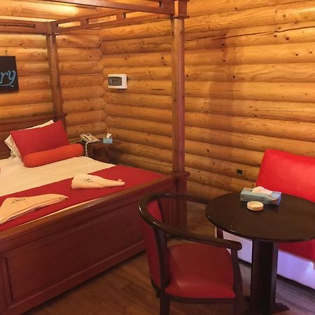 Sawary Beach Hotel البترون المظهر الخارجي الصورة
