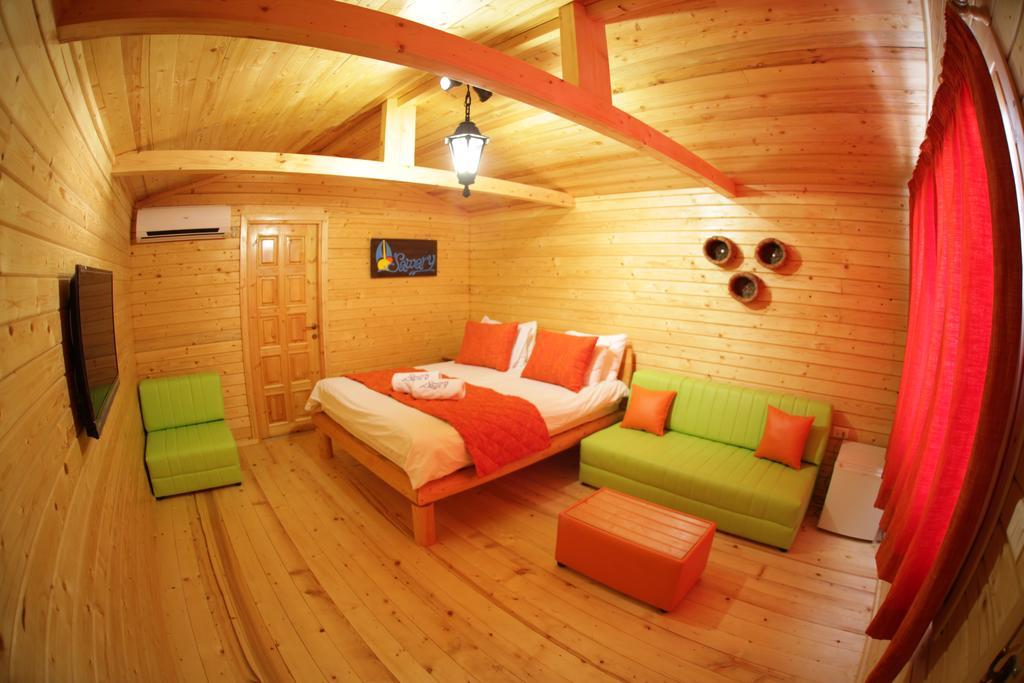 Sawary Beach Hotel البترون الغرفة الصورة