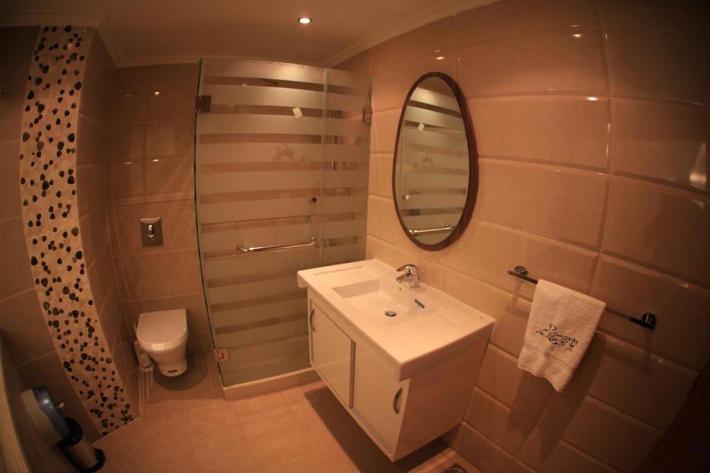 Sawary Beach Hotel البترون الغرفة الصورة