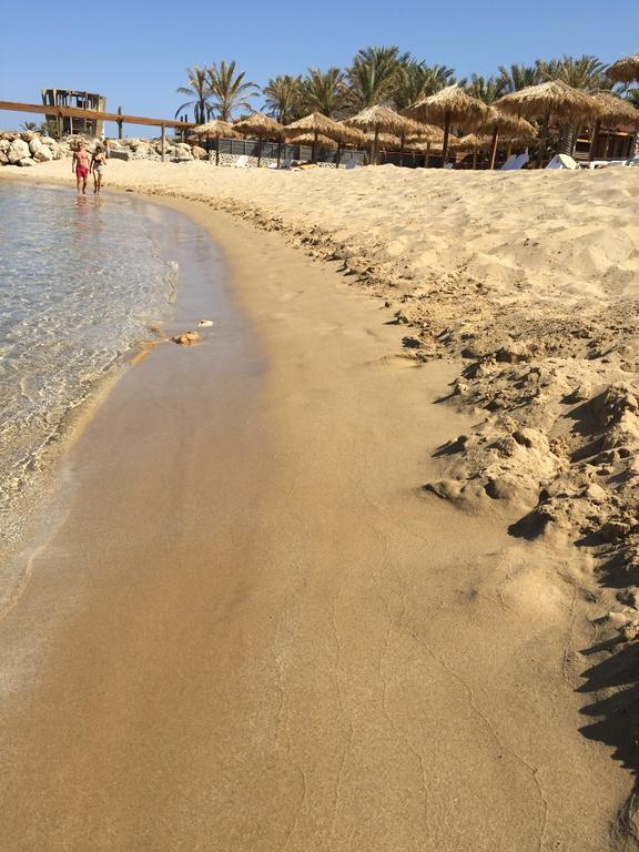 Sawary Beach Hotel البترون المظهر الخارجي الصورة