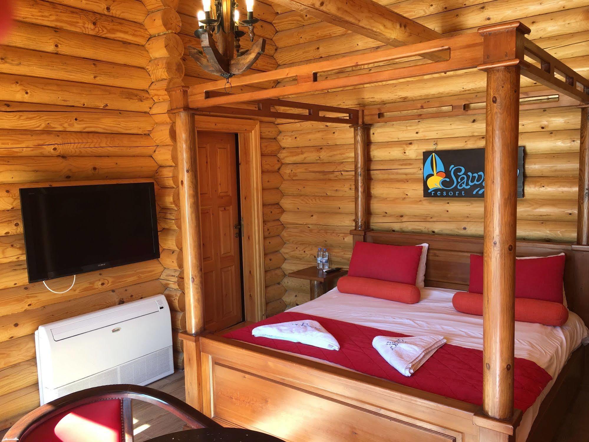 Sawary Beach Hotel البترون المظهر الخارجي الصورة
